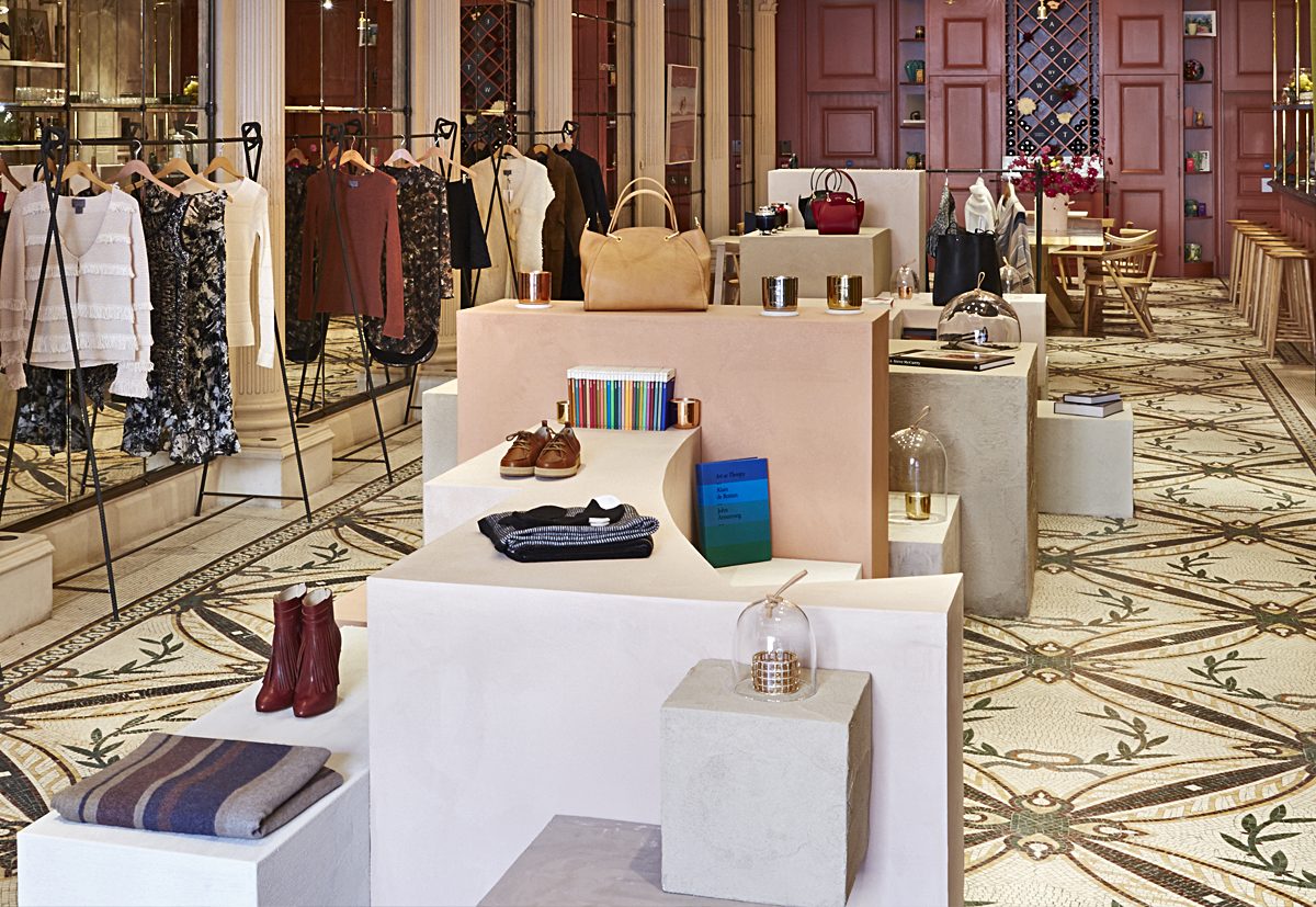 New Maiyet luxury pop up store an the heart of London uses Clayworks clay plasters.