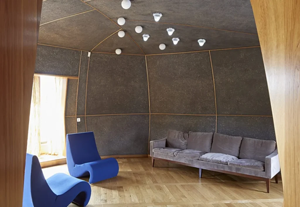Walmer Yard features Clay Plasters