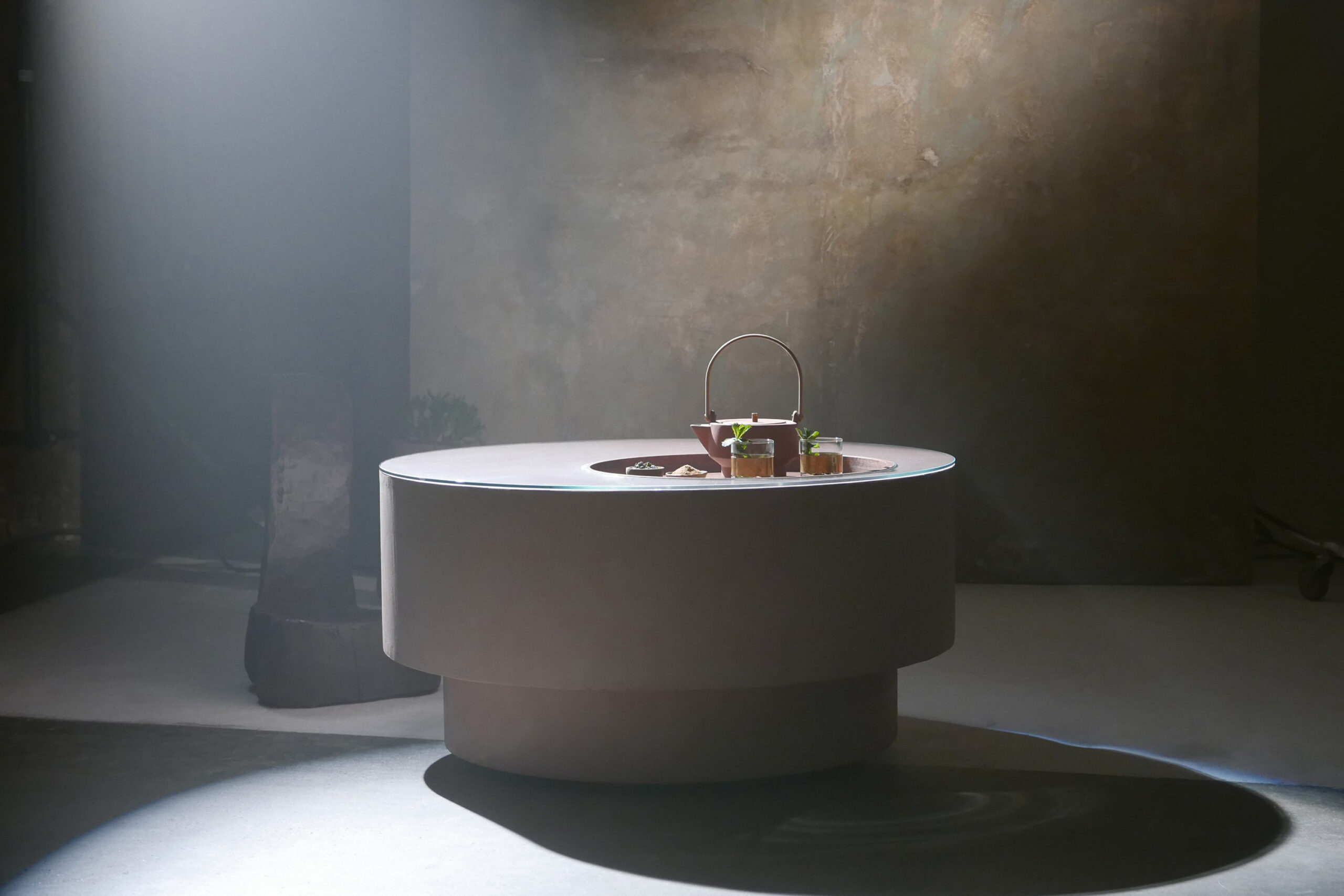 Stella Concept Table